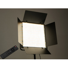 RGB прожектор для видеосъемки с пультом 40Вт 2200Лм IP20 3200-6500K