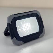Аккумуляторный прожектор 10W IP44 светодиодный 6400K