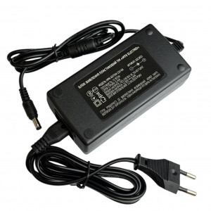 Блок питания 12В 72Вт 6А розеточный штекер 2.5×5.5 мм