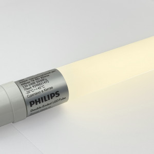 Лампа T8 cвітлодіодна Philips Ledtube DE 9W 900Lm 4000К 0,6м нейтральне біле світло двостороннє підключення