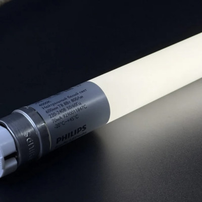 Лед лампа 60см Philips Ecofit LEDtube 8W 4000K 840 RCA нейтральный свет одностороннее подключение