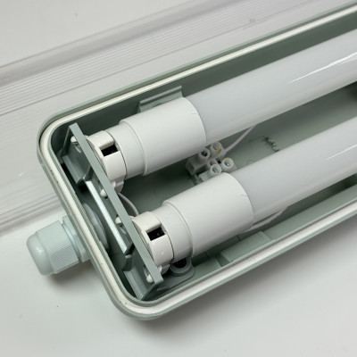 Світильник вологозахищений ЛПП 2x36 IP65 + 2 лампи Т8 Led-Story 1200mm 18W 5000K (4320Lm)