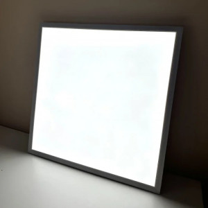 Led панель 600х600 48Вт 4800Лм холодный белый 6500К с черной рамкой для накладного монтажа Led-Story