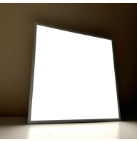 Светодиодная панель 600×600мм 36Вт 3600лм 5000K натуральный белый свет, без полосок Led-Story