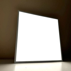 Светодиодная панель 600×600мм 36Вт 3600лм 5000K натуральный белый свет, без полосок Led-Story