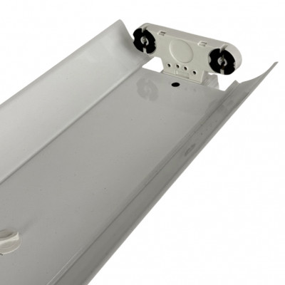 Світильник для 2*9Вт led ламп T8 G13 0,6 м з кабелем 1.5м і вимикачем