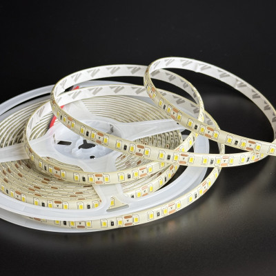 Светодиодная лента  smd 2835 120 д.м. IP65, нейтральный белый цвет (цена 1 м)