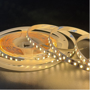 Світлодіодна стрічка гнучка 12V SMD 2835 120 д.м. 3000K IP20 SG Упаковка 5 м (ціна 1м)