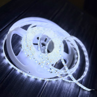 Светодиодная лента MOTOKO SMD 2835 12V 60 д.м. IP65 холодный белый (цена 1м)