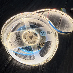 Светодиодная лента MOTOKO SMD 2835 12V 120 д.м. IP20 теплый белый (цена 1м)