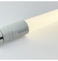 Лампа Т8 Philips CorePro LEDtube 600мм 8W 4000K 800Lm нейтральный свет одностороннее подключение G13