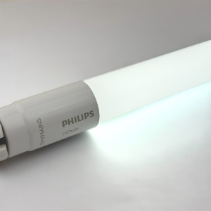 LED лампа Т8 Philips CorePro LEDtube 0,6 м 8W 800Lm 6500K холодне світло, одностороння PF 0,98