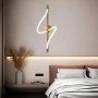 Настенный led светильник 28W с изогнутым акриловым рассеивателем - фото №3