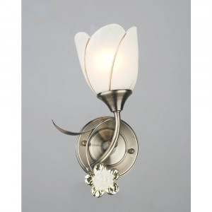 Настінний світильник бра бронзового кольору зі скляним плафоном Е27