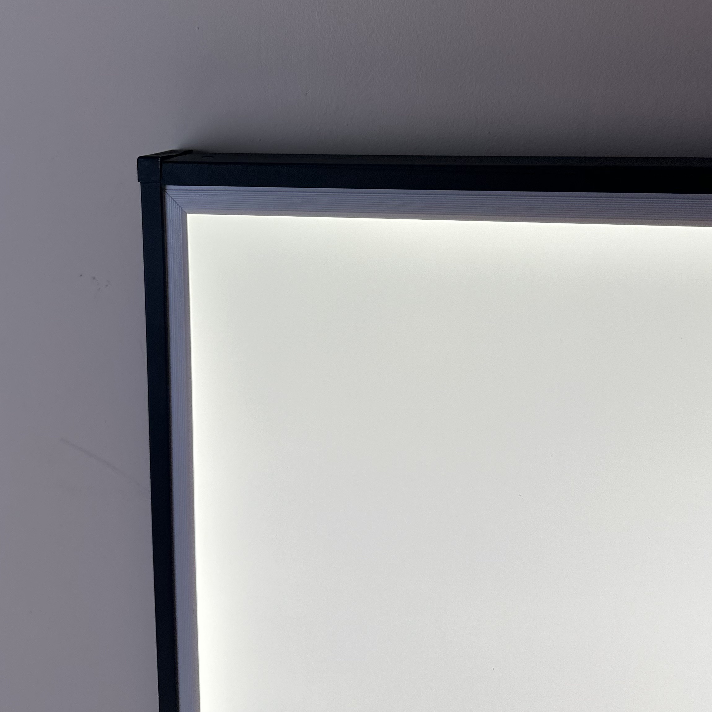 Led панель 600х600 36W 6500К с черной рамкой накладного монтажа