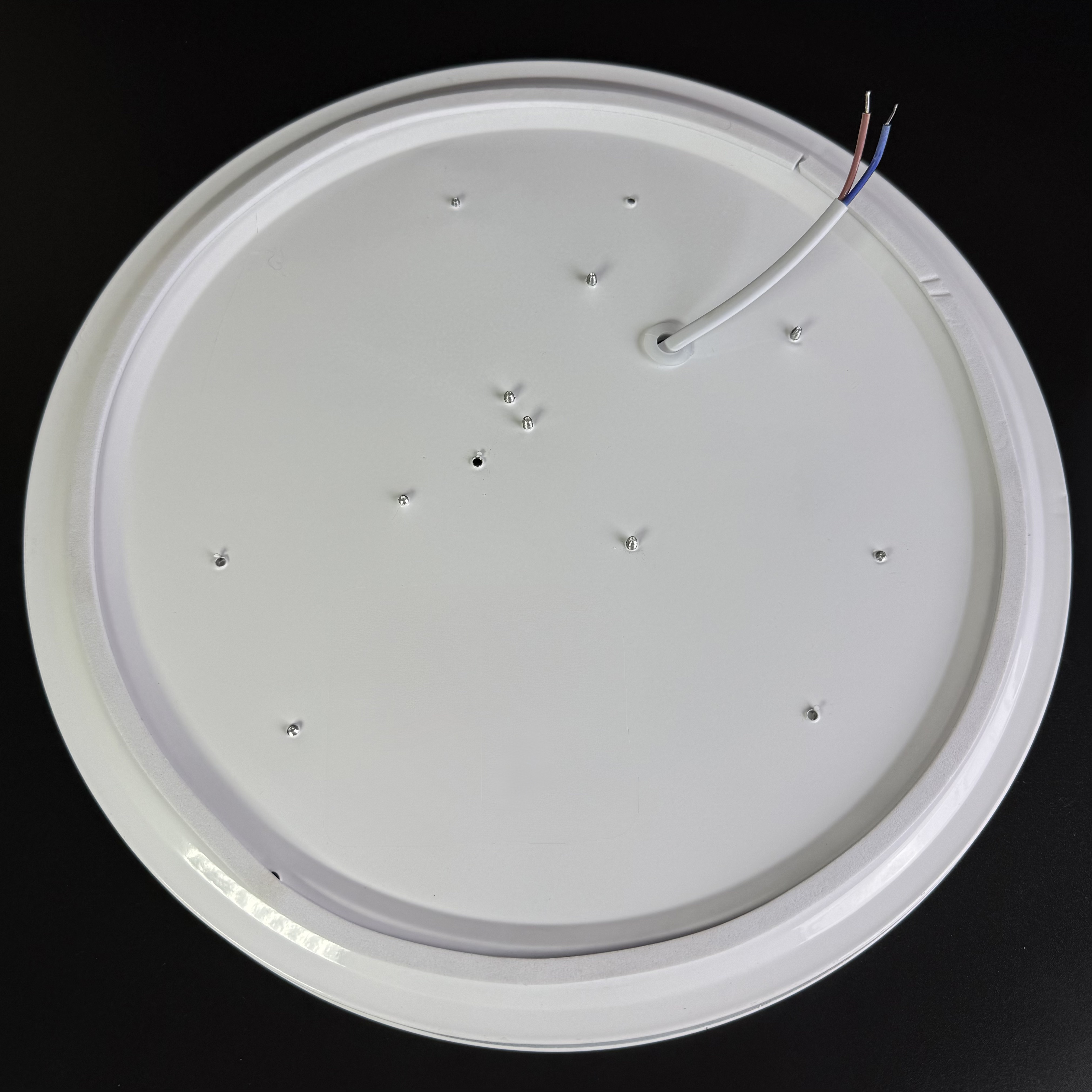 Накладной LED светильник 18Вт 6000К Ø245 мм матовый рассеиватель