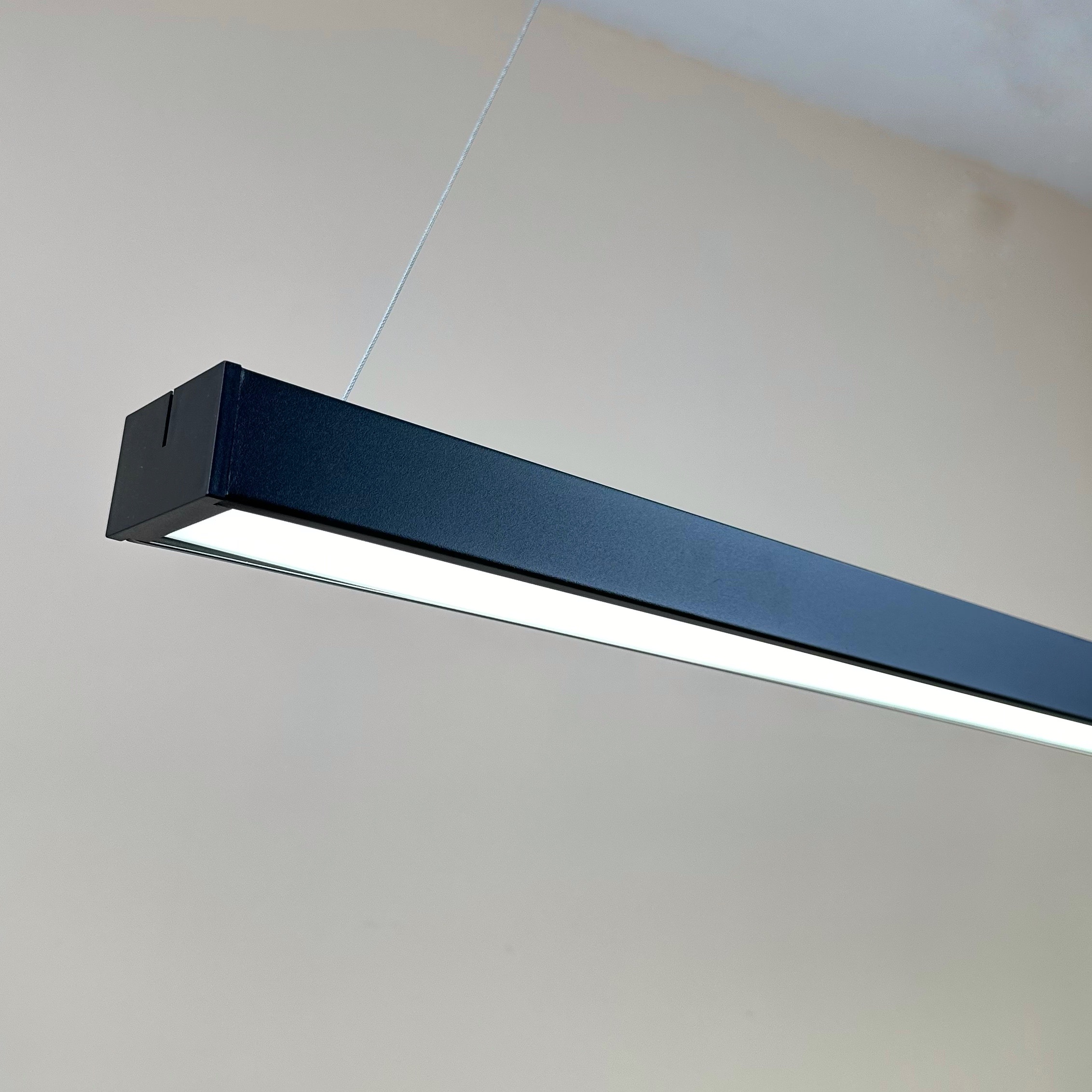 Подвесной светильник 36W 2880Lm 5000К 120см черный (металл) LIGHT